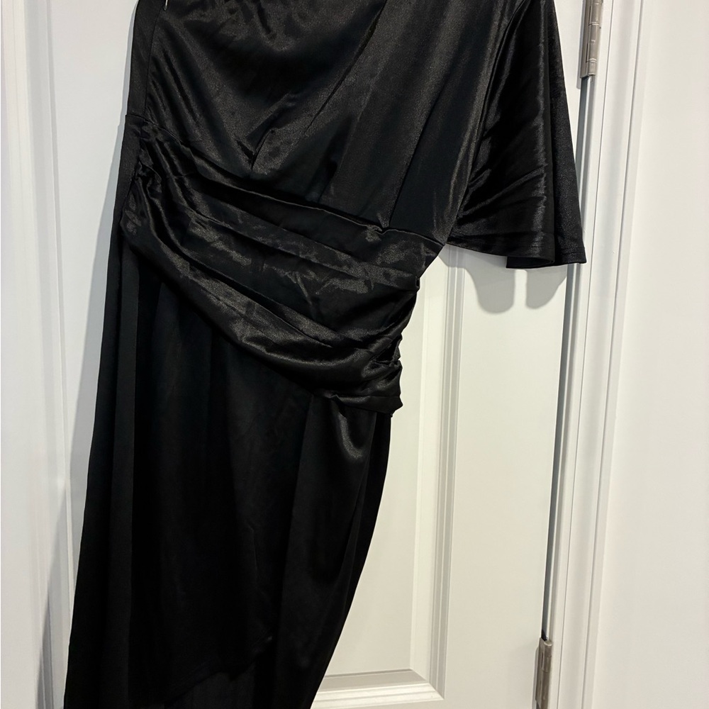 Chic Asymmetrical Black Dress